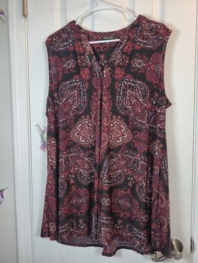 Roz & Ali 2X Sleeveless Paisley Tunic Top Bold Eye-Catching Print Plus Size
